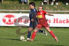 Kreisliga - Saison 2025/26- TSV Kösching - TV Münchsmünster - Andre Bräuning blau Münchsmünster - Jonas Betz rot Kösching - Foto: Meyer Jürgen