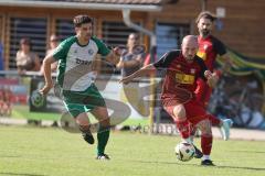 Freundschaftsspiel- Saison 2025/26- SV Kasing - FC Geisenfeld-  - Bilal Rihani grün Geisenfeld - Ömer Sali Moustafa rot Kasing - Foto: Meyer Jürgen
