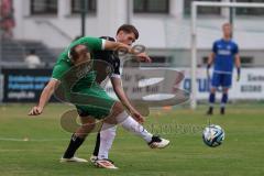 Bezirksliga - Saison 2025/26 - FC Gerolfing - VFR Garching - Mike Niebauer schwarz Garching - Den Lovric grün Gerolfing - Foto: Meyer Jürgen
