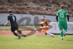 Kreisklasse - Saison 2025/26- TSV Gaimersheim II - SV Lippertshofen - Dominik Telli TW Lippertshofen - Denis Janjic schwarz Gaimersheim - Foto: Meyer Jürgen