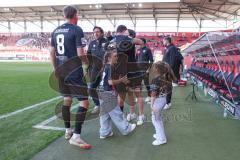 3. Liga - Saison 2024/25 - FC Ingolstadt 04 - SV Wehen Wiesbaden - Benjamin Kanuric (Nr.8 - FCI)wird ausgewechselt - Pascal Testroet (Nr.37 - FCI) - Foto: Meyer Jürgen