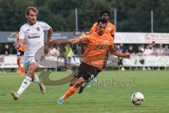 Toto-Pokal; SV Hutthurm - FC Ingolstadt 04; Arian Llugiqi (25, FCI) Zweikampf Kampf um den Ball