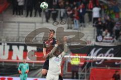 3. Liga - Saison 2026/27 - FC Ingolstadt 04 - TSG Hoffenheim II - Jonas Scholz (Nr.15 - FCI) - Blessing Makanda (Nr.17 - Hoffenheim) - Foto: Meyer Jürgen