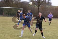 Freundschaftsspiel - Saison 2025/26 - SV Menning - SV Manching - Fabian  Neumayer (Nr.9 - SV Manching) - Moritz Faigle blau Menning  - Foto: Meyer Jürgen