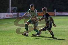 Landesliga - Saison 2025/26 - SV Manching - SSV Niedersonthofen - Leon Peric (Nr.20 - SV Manching) - Manuel Bayrhof schwarz Niedersonthofen - Foto: Meyer Jürgen