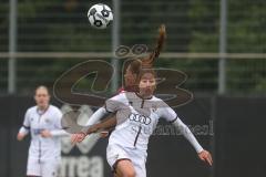 DFB Pokal - Frauen - Saison 2025/26 - FC Ingolstadt 04 Frauen - 1. FC Nürnberg - Nina Penzkofer (Nr.29 - FC Ingolstadt Frauen I) - Miller Laura rot Nürnberg - Foto: Meyer Jürgen