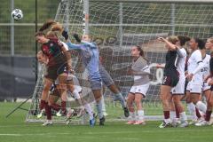 DFB Pokal - Frauen - Saison 2025/26 - FC Ingolstadt 04 Frauen - 1. FC Nürnberg - Torwart Anna-Lena Daum (Nr.22 - FC Ingolstadt Frauen I) - Miller Laura rot Nürnberg - Foto: Meyer Jürgen