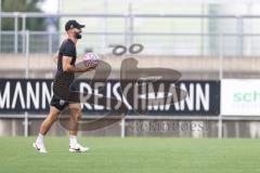 Toto Pokal; FC Memmingen - FC Ingolstadt 04, 2. Runde; vor dem Spiel Co- Trainer Nico Antonitsch (FCI)