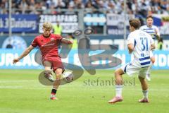 3. Liga; MSV Duisburg - FC Ingolstadt 04; Max Plath (14 FCI) Sussek Patrick (37 MSV)