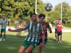 Landesliga - Freundschaftsspiel - Saison 2026/27 - SV Manching - FC Ingolstadt 04 II - Leon Peric (Nr.20 - SV Manching) - Timo Hengmith (Nr.10 - FCI II) - Foto: Meyer Jürgen