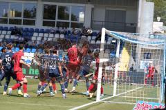 3. Liga - Saison 2025/26 - TSG Hoffenheim II - FC Ingolstadt 04  - Marcel Costly (Nr.22 - FCI) beim Kopfball  - Torwart Lukas Blöndal Petersson (Nr.1 - TSG Hoffenheim II) - Foto: Meyer Jürgen