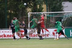 Bezirksliga - Saison 2025/26 - FC Gerolfing - VFR Garching - Den Lovric grün Gerolfing -Korbinian Dietrich Torwart Garching Foto: Meyer Jürgen
