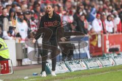 3. Liga; Energie Cottbus - FC Ingolstadt 04; an der Seitenlinie, Spielerbank Cheftrainerin Sabrina Wittmann (FCI)