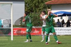 Bezirksliga - Saison 2024/25 - SV Manching - TSV Jetzendorf - Pedro Da Silva Wiedl (Nr.18 - SV Manching) mit einer Torchance -  ärgert sich - enttäuscht - Marcel Posselt (Nr.19 - SV Manching) - Daniel Spies (Nr.22 - SV Manching) - Foto: Meyer Jürgen