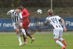 3. Liga; TSV Havelse - FC Ingolstadt 04; Zweikampf Kampf um den Ball Elias Decker (4, FCI) Wriedt Kwasi Okyere (11 TSV)