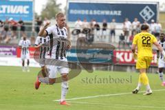 Toto Pokal; FC Memmingen - FC Ingolstadt 04, 2. Runde; Tor Jubel Treffer Lars Lokotsch (13, FCI)  Dominik Dewein (22 FCM)