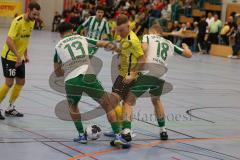 Lotto Bayern Hallencup - Lindenkreuzhalle Saison 2024/25 - FC Hitzhofen - SV Manching - Nico Seitz gelb Hitzhofen - Lucas Zeitler #18 Manching grün - Rayen Kouki #13 grün Manching - Foto: Meyer Jürgen