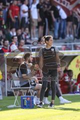 Toto-Pokal Finale; Würzburger Kickers - FC Ingolstadt 04; an der Seitenlinie, Spielerbank Cheftrainerin Sabrina Wittmann (FCI) Co-Trainer Maniyel Nergiz (FCI) Co-Trainer Fabian Reichler (FCI) freut sich