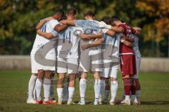 A-Klasse -  Saison 2026/27 - DJK Ingolstadt - TSV Mailing/Feldkirchen - Mailing bildet einen Kreis vor dem Spiel - XXXXX - Foto: Meyer Jürgen