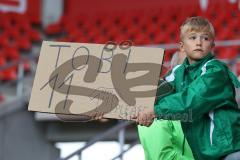 3.Liga - Saison 2022/2023 - FC Ingolstadt 04 -  - SV Waldhof-Mannheim - Fan - kleines Kind - Tobias Bech (Nr.11 - FCI) - Foto: Meyer Jürgen