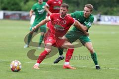 Landesliga - Saison 2024/25 - SV Manching - FSV Pfaffenhofen - Johannes Dexl (Nr.13 - SV Manching) - Maurice Untersänger rot Pfaffenhofen - Foto: Meyer Jürgen