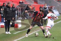 3. Liga; FC Ingolstadt 04 - VfB Stuttgart II; Zweikampf Kampf um den Ball Ryan Malone (16, FCI) Sessa Nicolas (30 VFB) Co-Trainer Fabian Reichler (FCI)