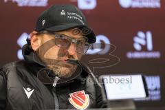 3. Liga; FC Ingolstadt 04 - Energie Cottbus; Interview Pressekonferenz Cheftrainer Claus-Dieter Wollitz (ECO)