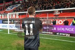 3. Liga; FC Ingolstadt 04 - VfL Osnabrück; Sieg Jubel Freude 3 Tore durch Sebastian Grönning (11, FCI) bei den Fans