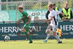 Relegation - Bezirksliga - Saison 2024/25 - FC Gerolfing - Tus Raubling - Lukas Achhammer grün Gerolfing - Dominic Reisner weiss Raubling - Foto: Meyer Jürgen