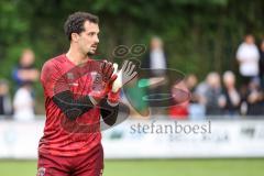Toto Pokal; FC Sportfreunde Schwaig - FC Ingolstadt 04; vor dem Spiel Torwart Kai Eisele (25, FCI)