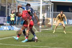 3. Liga - Saison 2025/26 - TSG Hoffenheim II - FC Ingolstadt 04  - Marcel Costly (Nr.22 - FCI) - Kelven Frees (Nr.5 - TSG Hoffenheim II)-  -Torwart Lukas Blöndal Petersson (Nr.1 - TSG Hoffenheim II) - Foto: Meyer Jürgen