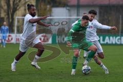 Bezirksliga - Saison 2025/26 - FC Gerolfing - DJK München - Donat Bashota (Nr.24 - FC Gerolfing) - Dennis Appiiah weiss München links - Mustafa Yemin weiss München - Foto: Meyer Jürgen