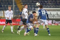 3. Liga; Arminia Bielefeld - FC Ingolstadt 04; Sebastian Grönning (11, FCI) Russo Stefano (21 AB) Großer Maximilian (19 AB) Zweikampf Kampf um den Ball Max Plath (14 FCI)