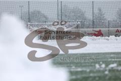 2023_12_1 - - Saison 2023/24 - Schnee auf dem Fussballplatz - ASP - Audi Sport Park - Platz ist gesperrt - Schild platz ist gesperrt Schnee Tor Spielabsage Schnee - Foto: Meyer Jürgen