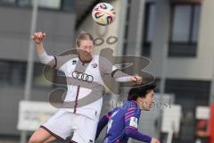 2. Bundesliga Frauen - Saison 2025/26 - FC Ingolstadt 04 Frauen - FSV Mainz - Nina Penzkofer (Nr.29 - FC Ingolstadt Frauen I) - Imai Yurina blau Mainz - Foto: Meyer Jürgen