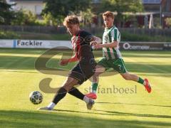 Landesliga - Freundschaftsspiel - Saison 2026/27 - SV Manching - FC Ingolstadt 04 II - Veit Breitschaft (Nr.3 - FCI II) - Senih Fazlji (Nr.7 - SV Manching) - Foto: Meyer Jürgen