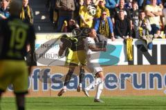 3. Liga - Saison 2024/25 - Alemannia Aachen - FC Ingolstadt 04  - Marcel Costly (Nr.22 - FCI) - Sasa Strujic (Nr.5 - Alemannia Aachen) - Foto: Meyer Jürgen