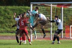 Kreisklasse - Saison 2024/25- SV Zuchering - FC Wackerstein/Dünzing - Ioannis Laios Torwart Zuchering  - Nizar Pöringer weiss Wackerstein  - Foto: Meyer Jürgen