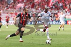 DFB-Pokal; FC Ingolstadt 04 - 1. FC Kaiserslautern; David Kopacz (29, FCI) Opoku Aaron (17 FCK)