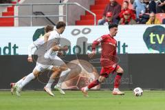 3. Liga; FC Ingolstadt 04 - SSV Ulm; Davide Sekulovic (33, FCI) Zweikampf Kampf um den Ball