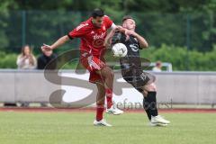 Kreisliga - Saison 2025/26- TSV Ingolstadt Nord - Türk SV Ingolstadt - Valjdrin Stafa schwarz Ing Nord - Mertcan Gürses rot Türkisch - Foto: Meyer Jürgen