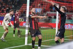 3. Liga; FC Ingolstadt 04 - Borussia Dortmund II; Tor Jubel Treffer 5:3 David Kopacz (29, FCI) mit Dennis Borkowski (7, FCI)