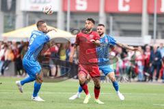 3. Liga; Testspiel; FC Ingolstadt 04 - 1. FC Heidenheim; Zweikampf Kampf um den Ball Mainka Patrick (6 HDH) Fredrik Carlsen (8, FCI) Busch Marnon (2 HDH)