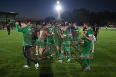 Kreisliga - Saison 2023/24 - Relegation zur BZL - FC Gerolfing - SV Aschau - Jubel nach dem Spiel - Gerolfing steigt in die BZL auf - Foto: Meyer Jürgen