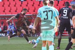 3. Liga; FC Ingolstadt 04 - TSV 1860 München; David Kopacz (29, FCI) Schuss