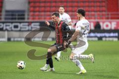 3. Liga; FC Ingolstadt 04 - Erzgebirge Aue; Dennis Borkowski (7, FCI) Rosenlöcher Linus (29 Aue)