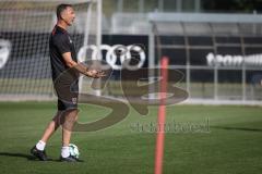 3. Liga - Saison 2026/27 - 1. Trainingseinheit mit Achim Beierlorzer - Cheftrainer Achim Beierlorzer (FCI) - XXXXX - Foto: Meyer Jürgen