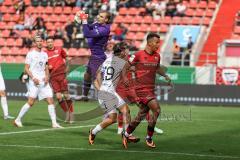 3. Liga; FC Ingolstadt 04 - 1. FC Schweinfurt 05; Torchance verpasst Marcel Costly (22, FCI) Torwart Stahl Toni (1 S05) Piwernetz Nils (19 S05)