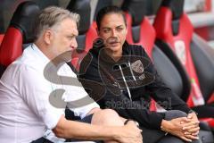 DFB-Pokal; FC Ingolstadt 04 - 1. FC Kaiserslautern; vor dem Spiel Cheftrainerin Sabrina Wittmann (FCI) Geschäftsführers Dietmar Beiersdorfer (FCI Sport Kommunikation)