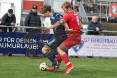Kreisliga - Saison 2025/26- TSV Kösching - TV Münchsmünster - Sebastian Zabka rot Kösching - Moritz Feigl blau Münchsmünster - Foto: Meyer Jürgen